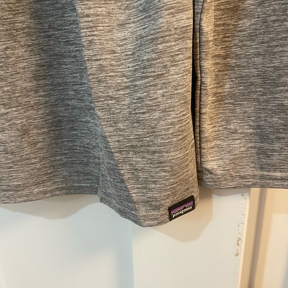 Patagonia hoodie - Picture 3 of 5